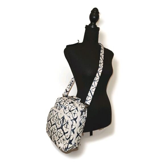 New! 2 pc LUG Ranger 2 Crossbody & Rodeo 2 Wallet 10x10x4 - Picture 2 of 11